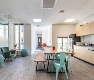 Bureau privé 100 m² 18 postes Coworking Rue Cambacérès Paris 75008 - photo 12
